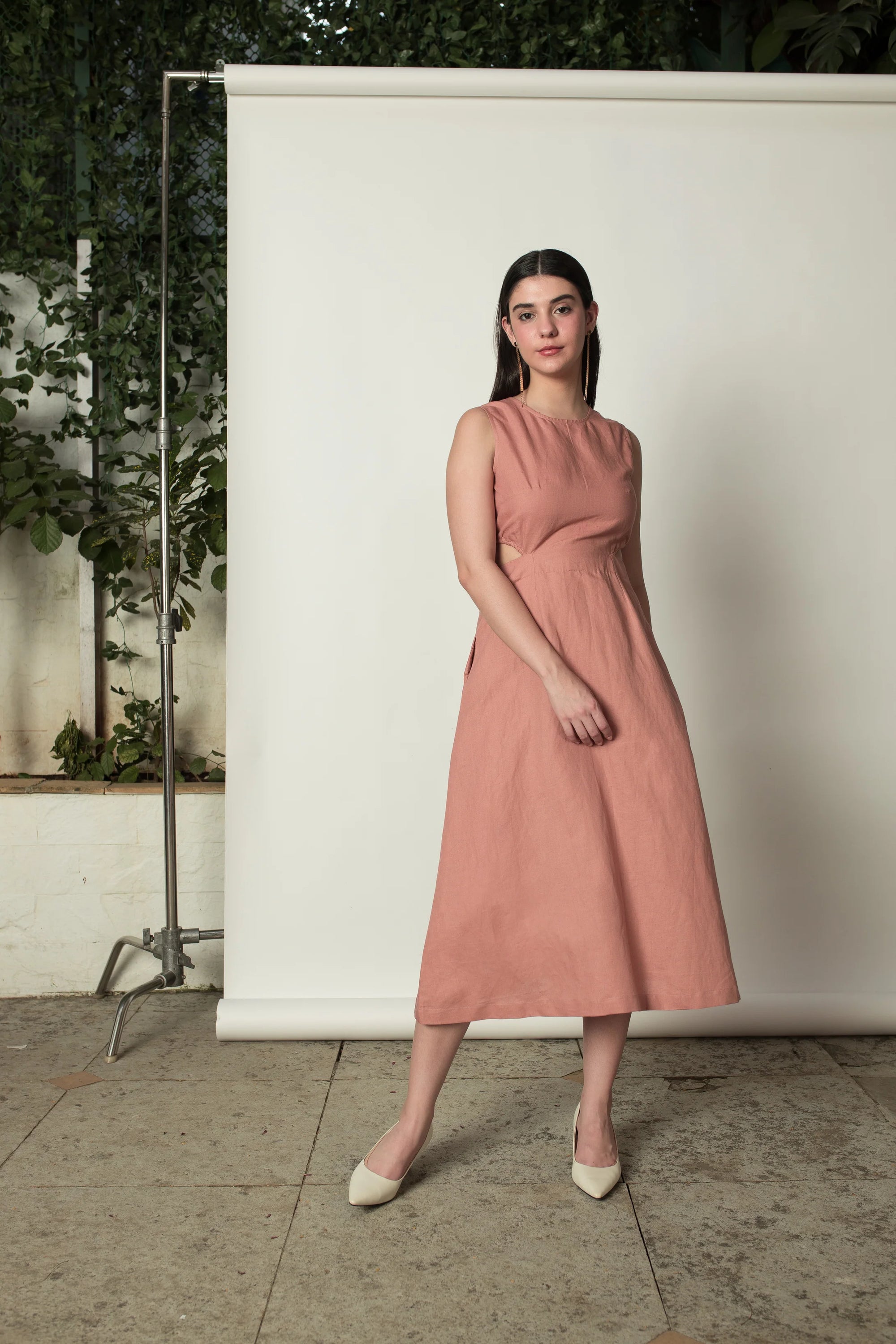 SLEEVELESS CUT-OUT DRESS