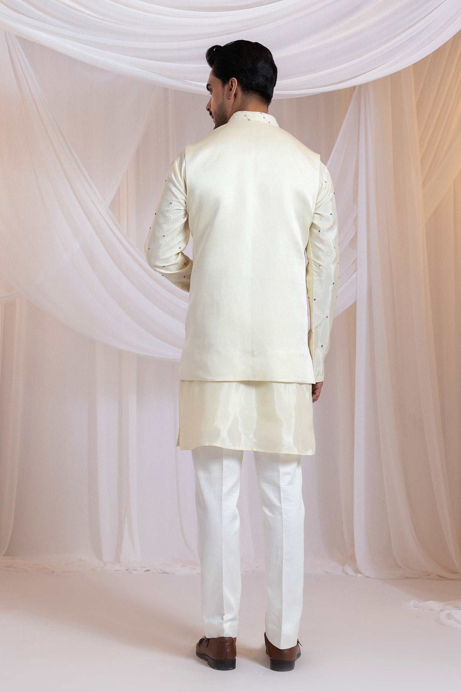Leafline Nehru
