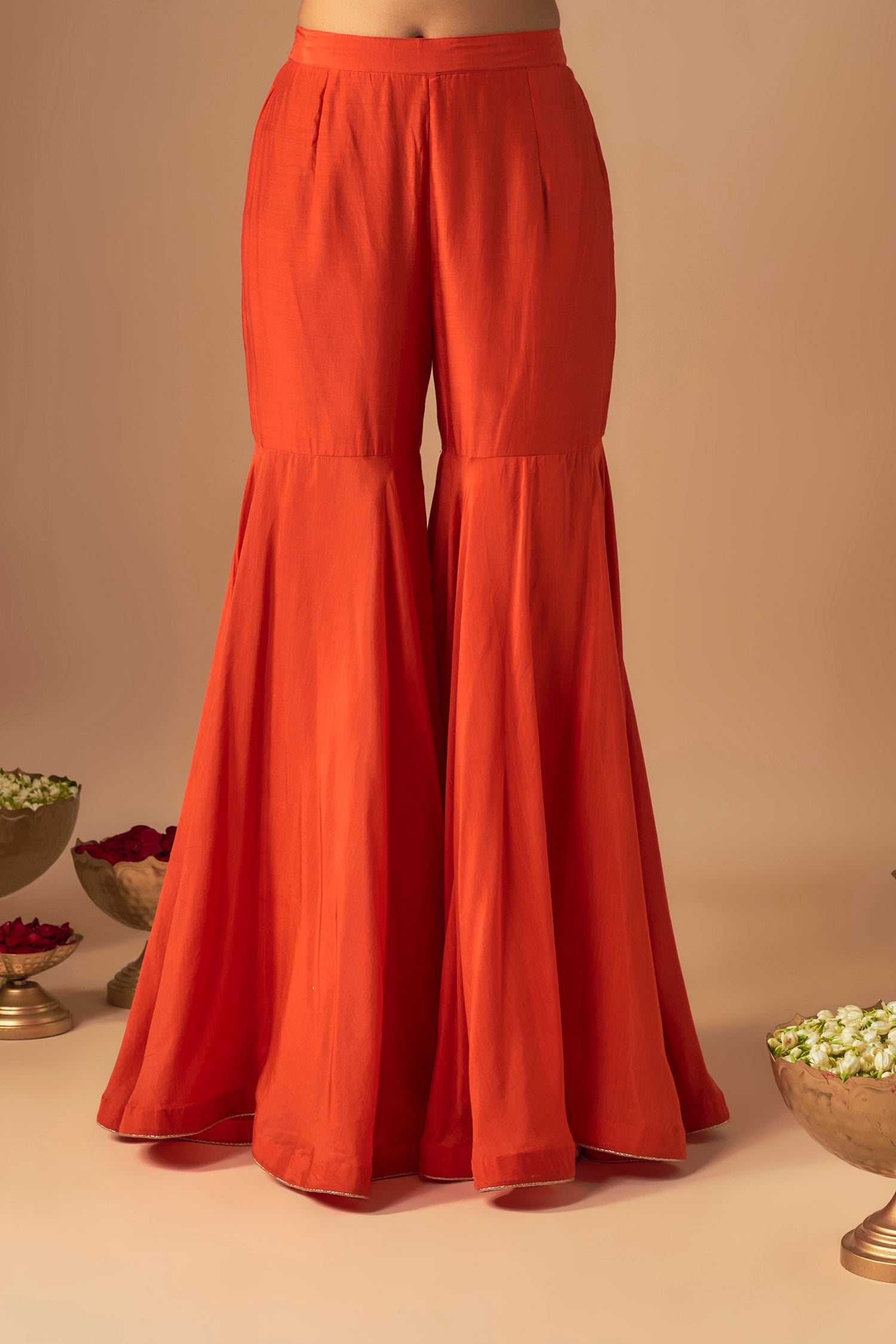 Sukoon Kurta &amp; Gharara Set