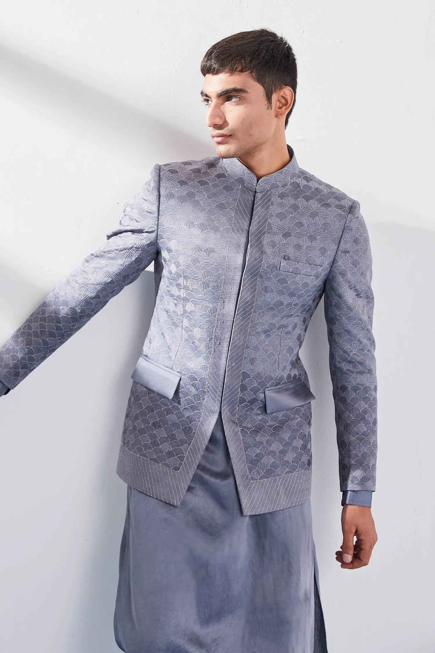 Graphite (Jacket) – Fashefy
