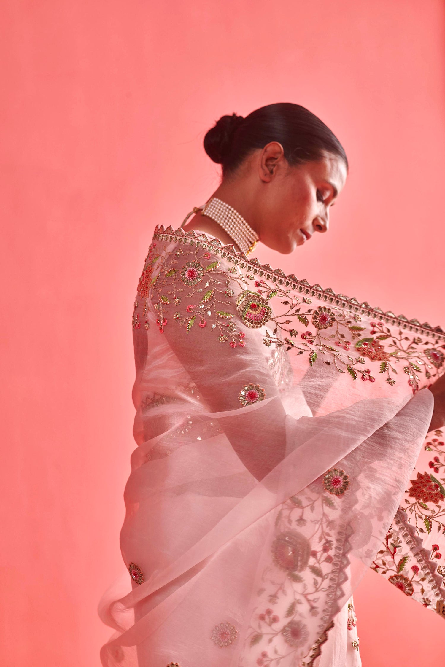 Powdered Pink Hand Embrodiered Saree With Mashru Silk Blouse