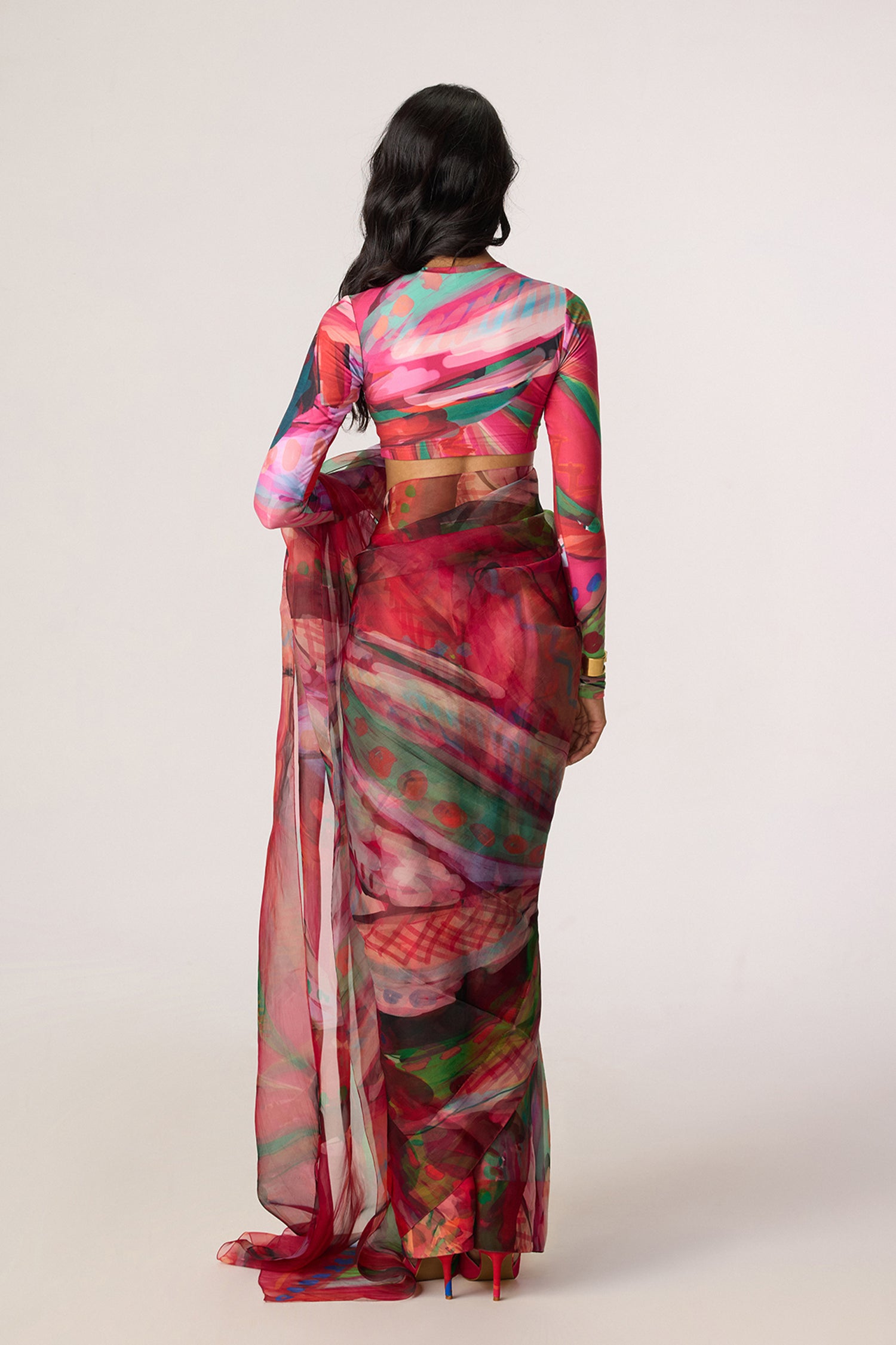 Zavi Blouse, Agatha Sari