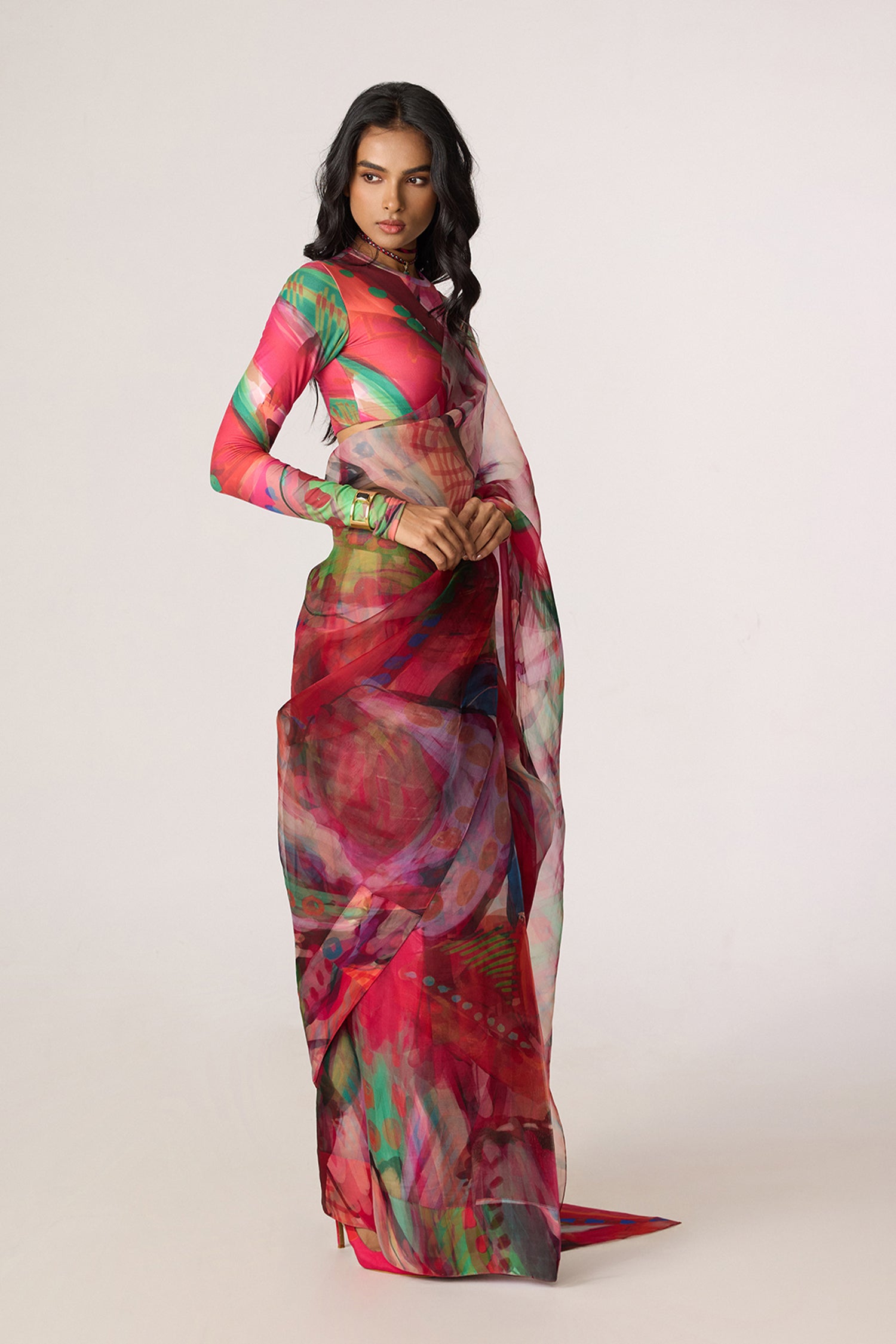 Zavi Blouse, Agatha Sari