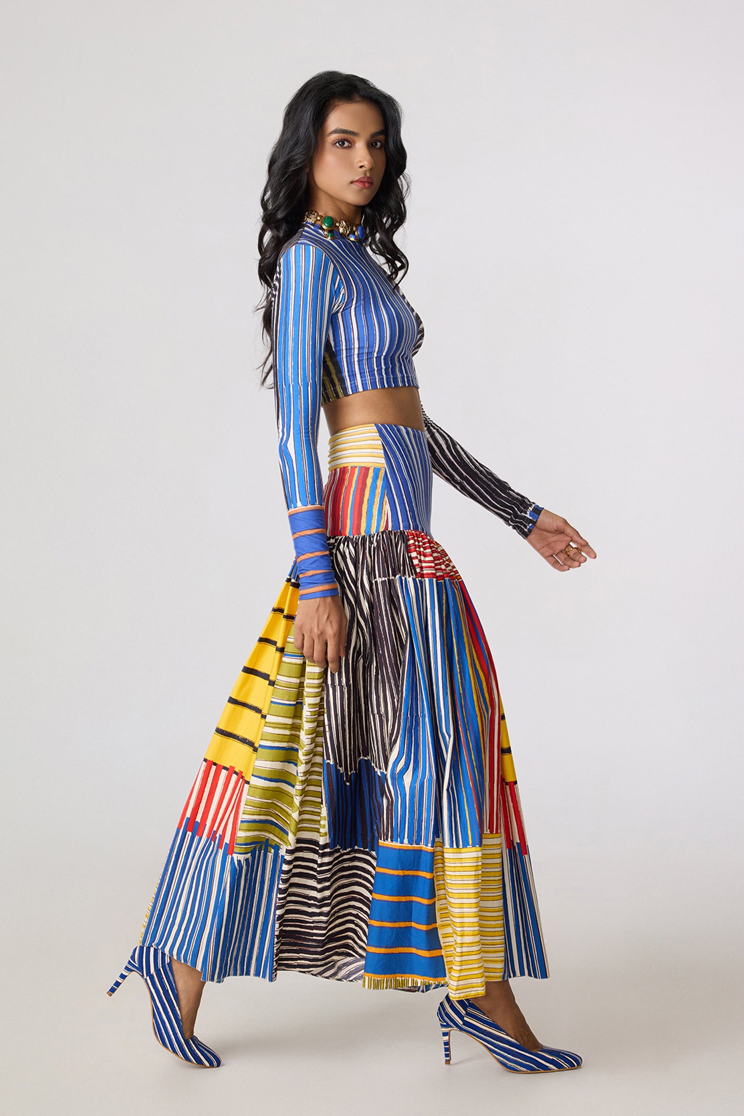 Zavi Blouse, Jsper Skirt