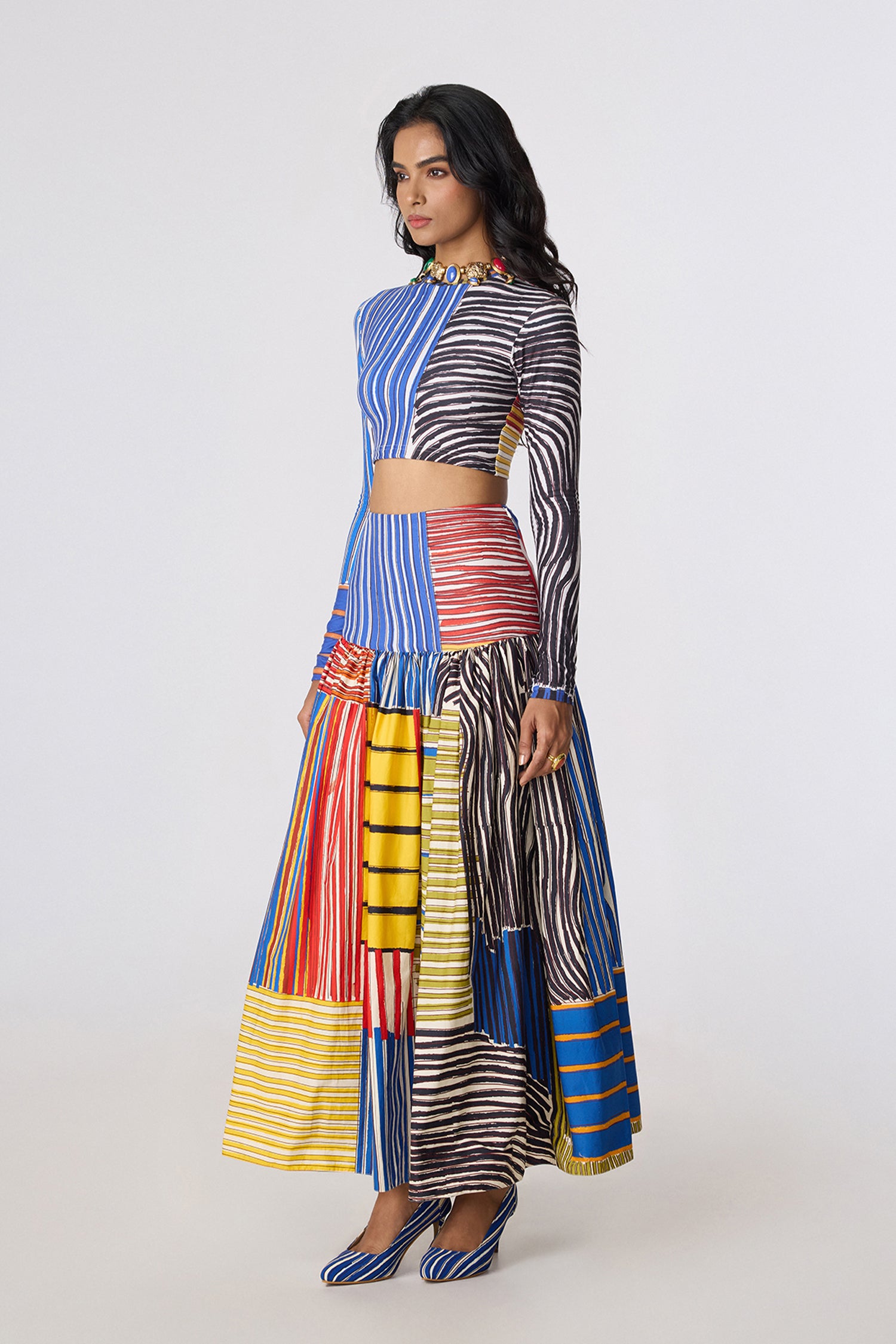 Zavi Blouse, Jsper Skirt