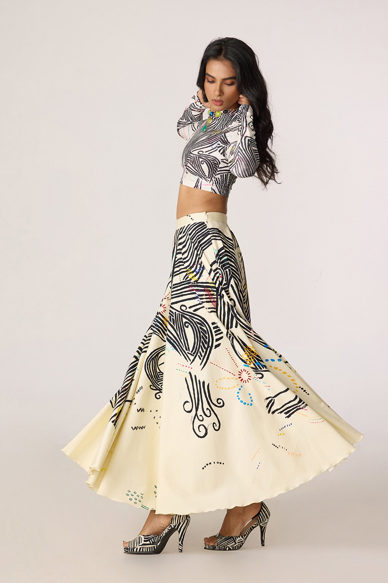 Gigi Blouse, Dracy Skirt